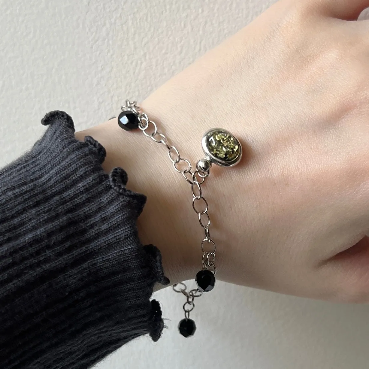 [ black amber ] motif charm bracelet silver [ free size ]