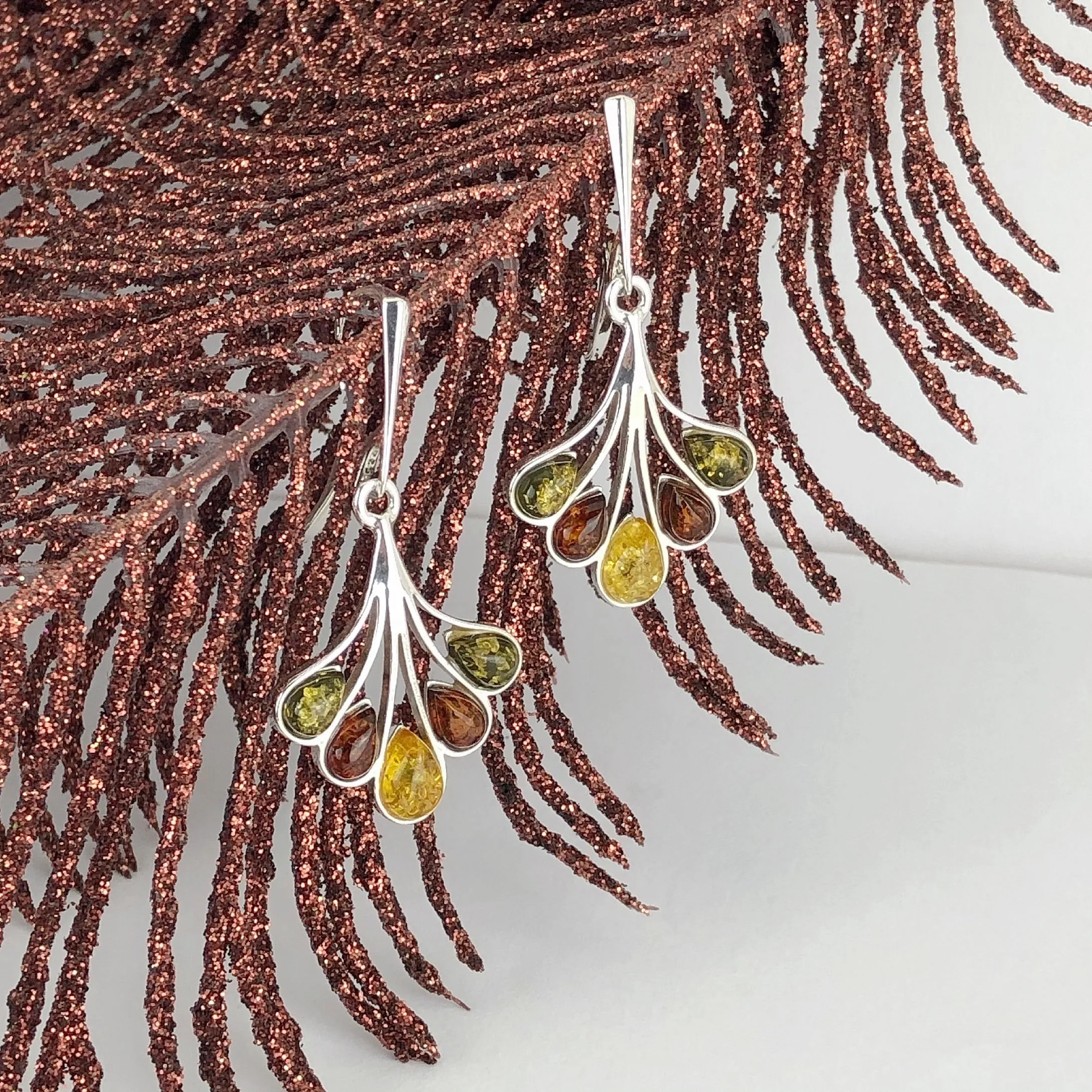 Amber Fan Earrings - VE577