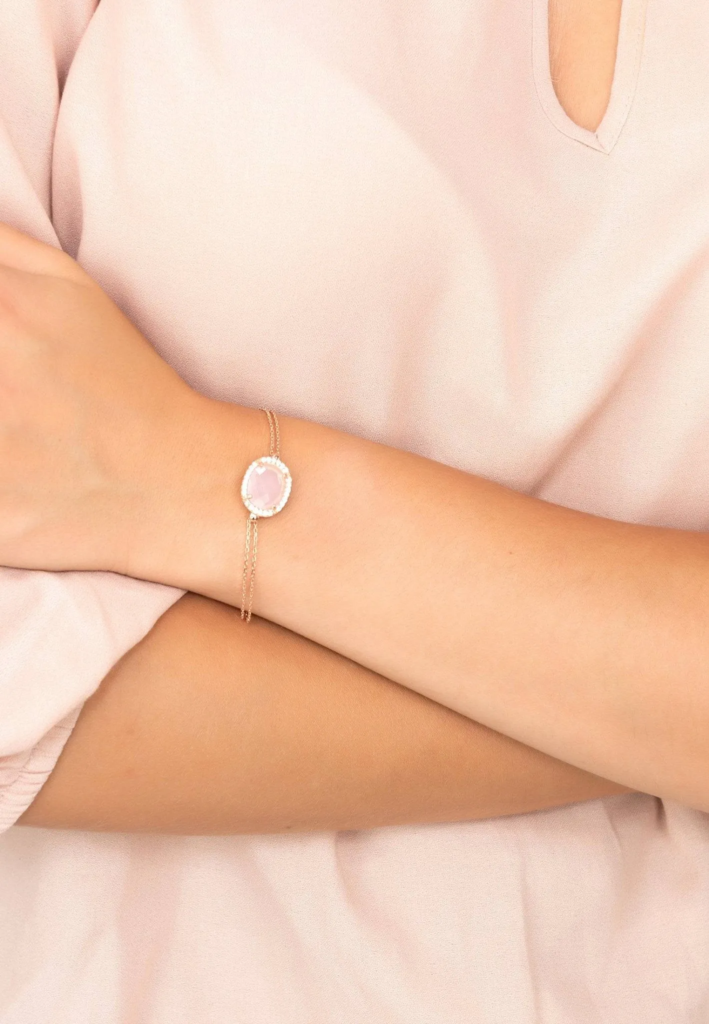 Beatrice Oval Gemstone Bracelet Rose Gold Rose Quartz