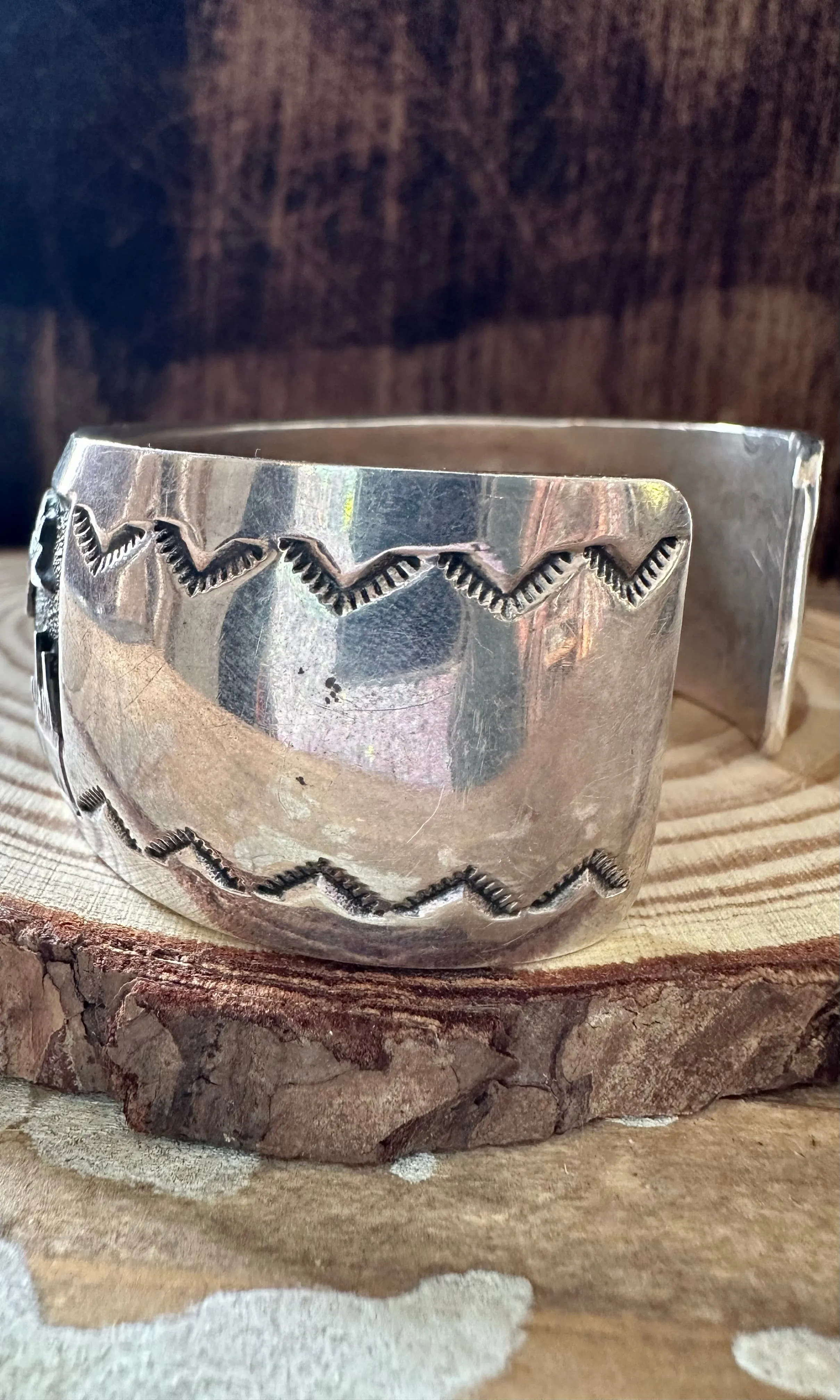 BOBBY BEGAY HORSES Silver Cuff 56g