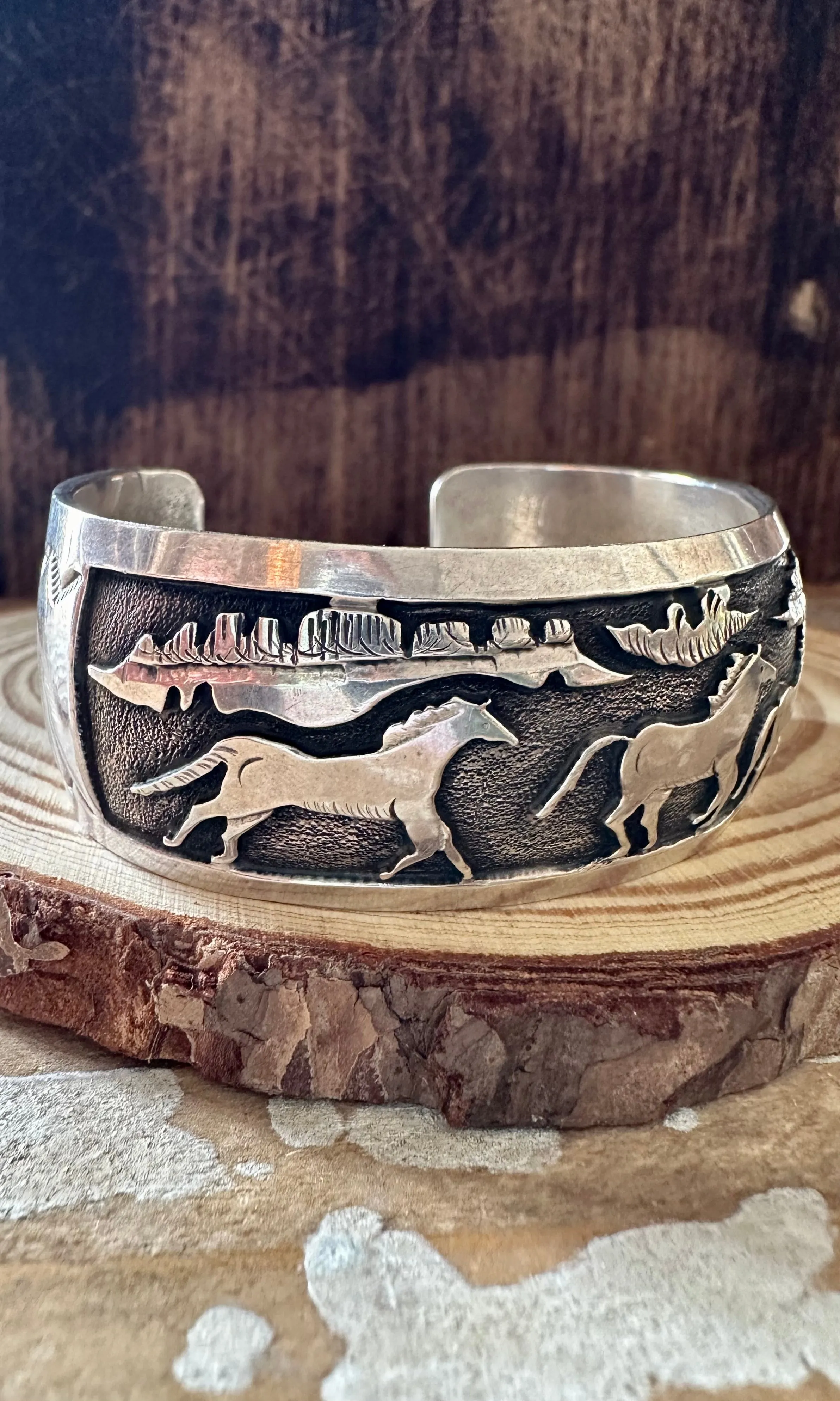 BOBBY BEGAY HORSES Silver Cuff 56g