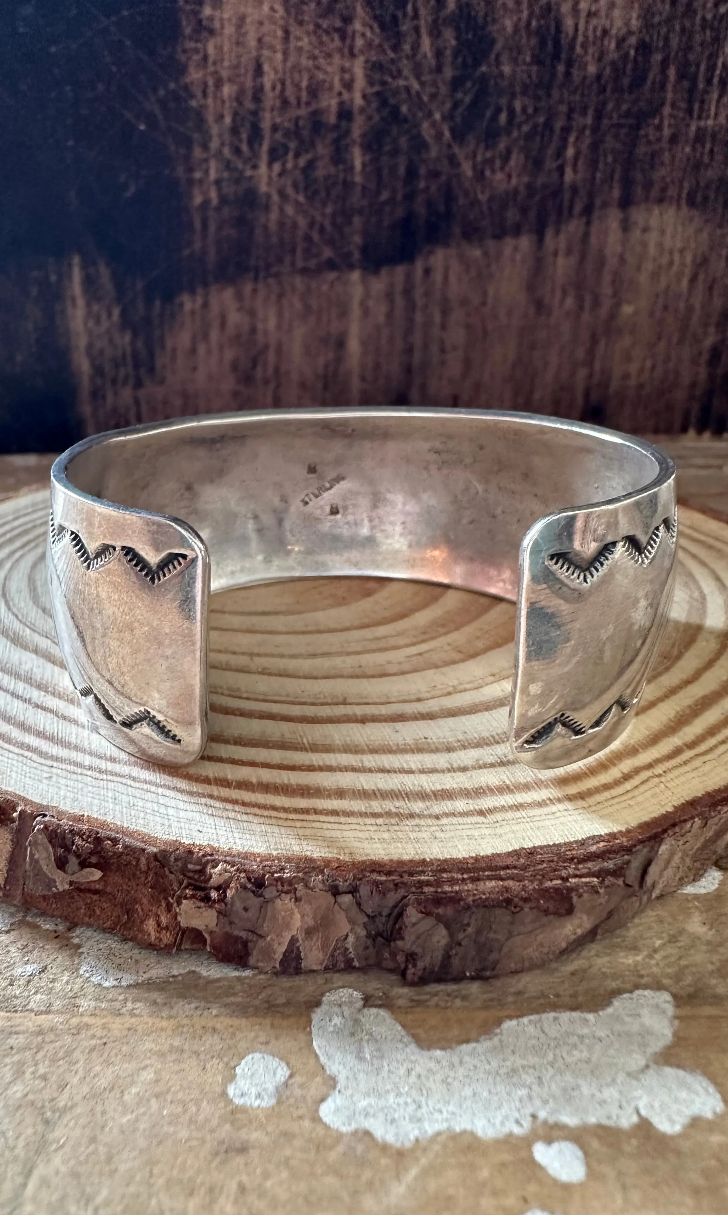 BOBBY BEGAY HORSES Silver Cuff 56g