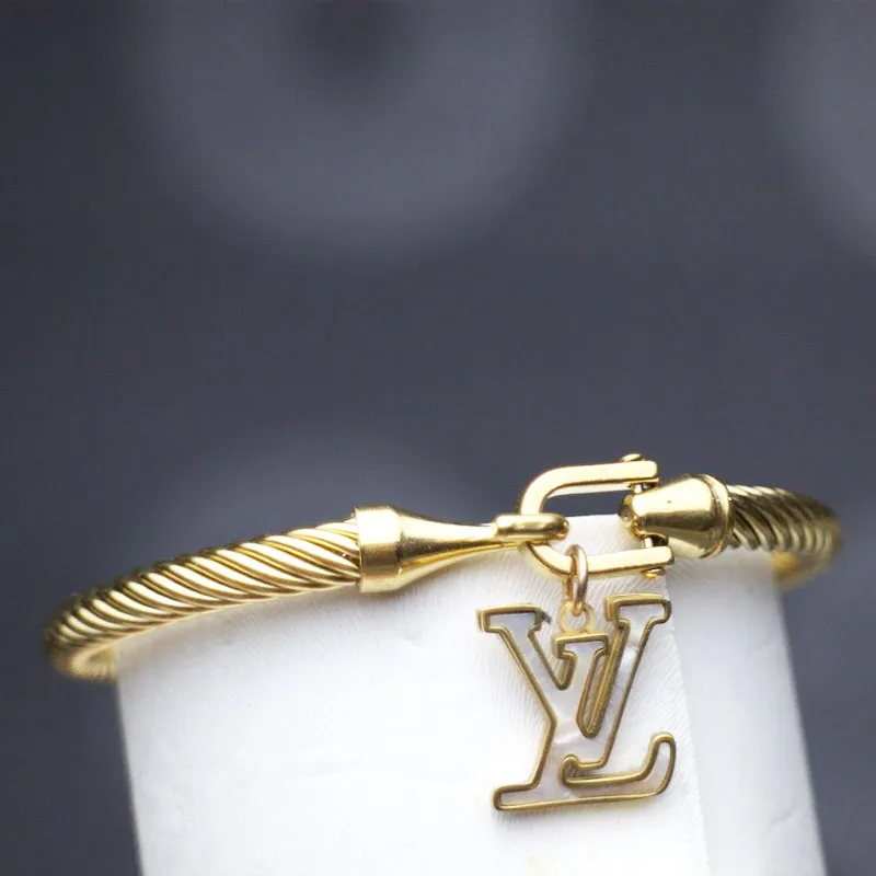 Bracelets for Women – Luxury Gold, Silver Bangles & Cuffs – Gucci, Louis Vuitton Girls Bracelets