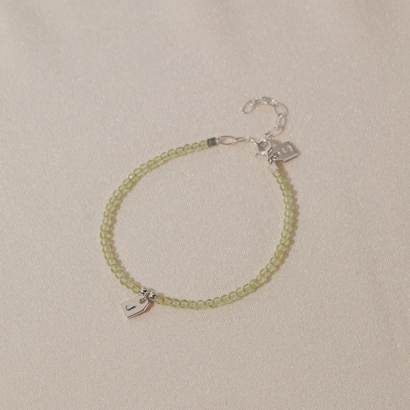 Galore Bracelet Birthstone September Peridot & Tag | Silver