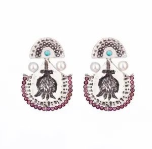 Maahgol Earrings