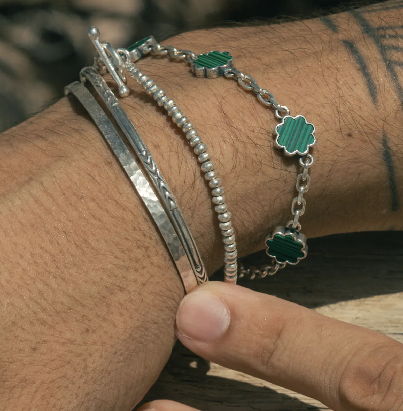 Multi Daisies Sterling Silver Chain Bracelet With Malachite