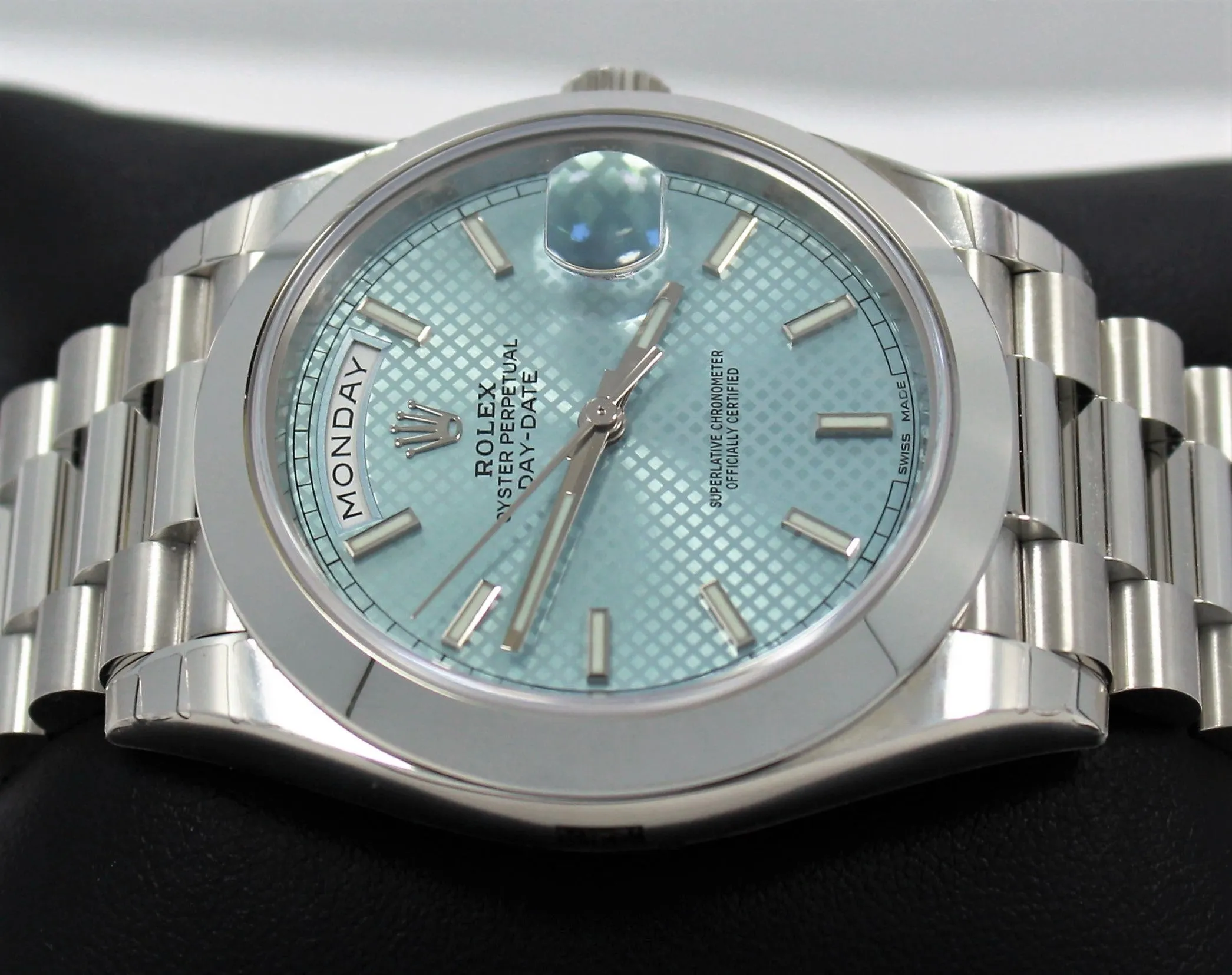 Rolex Oyster Perpetual Day-Date 40 228206 BLURP (Unworn)