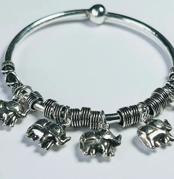 Sterling Silver Bangle with Elephant trinkets (PG70)