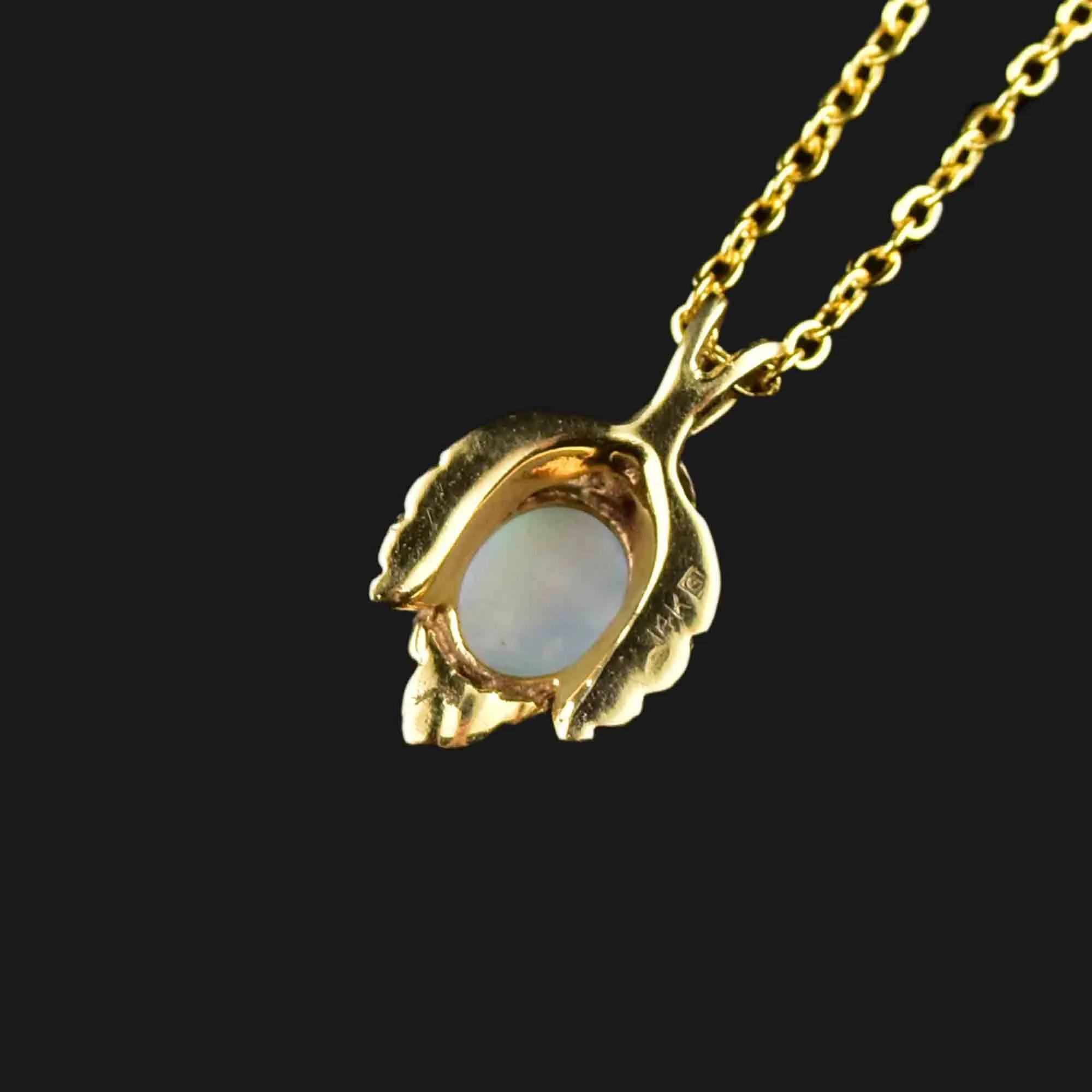 Vintage 14K Gold Leaf Opal Pendant Necklace