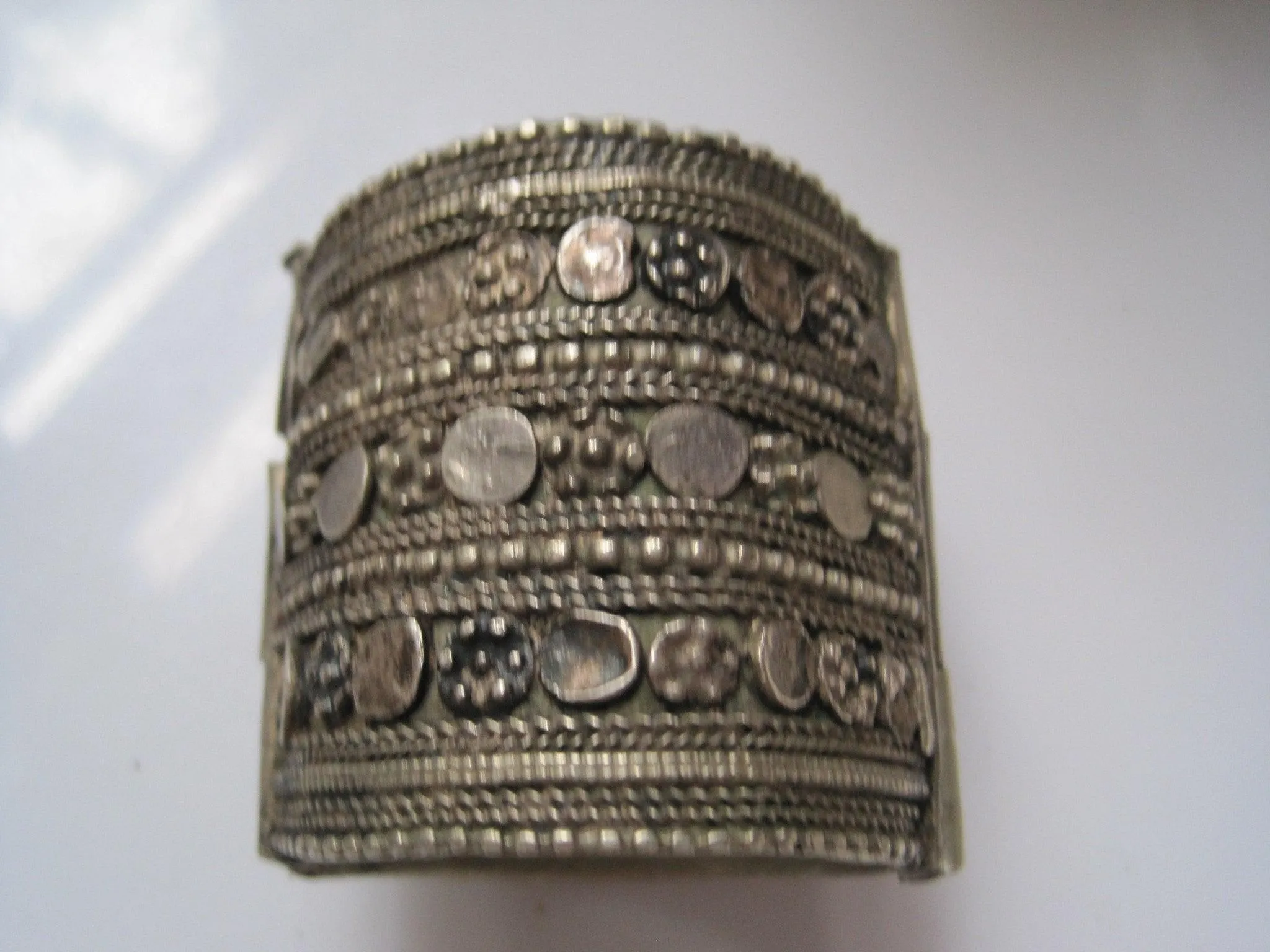 Vintage Metal Yemeni Wide Bracelet for a Small Wrist