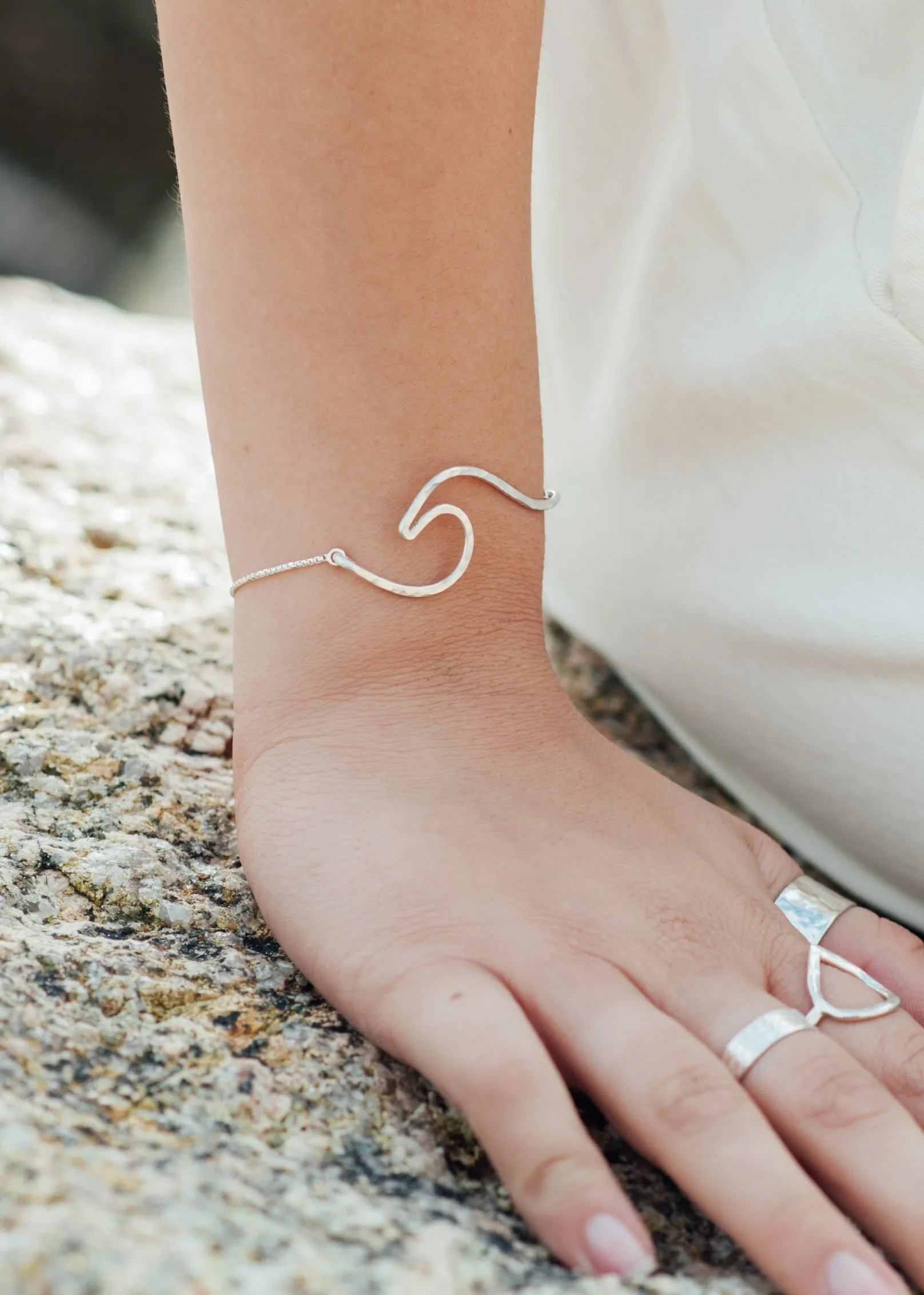 Whipsiderry Wave Silver Bracelet